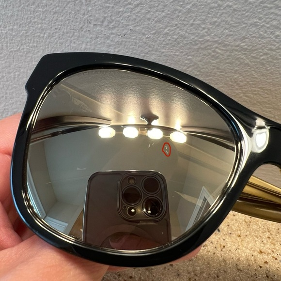 Authentic Chanel Gold Mirrored Sunglasses - Picture 8 of 12